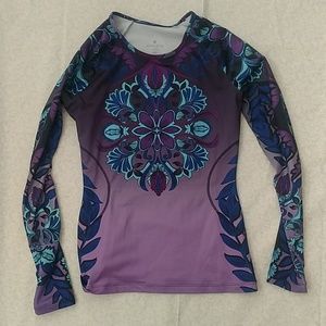 Athleta xxs Long Sleeve Fitness Top